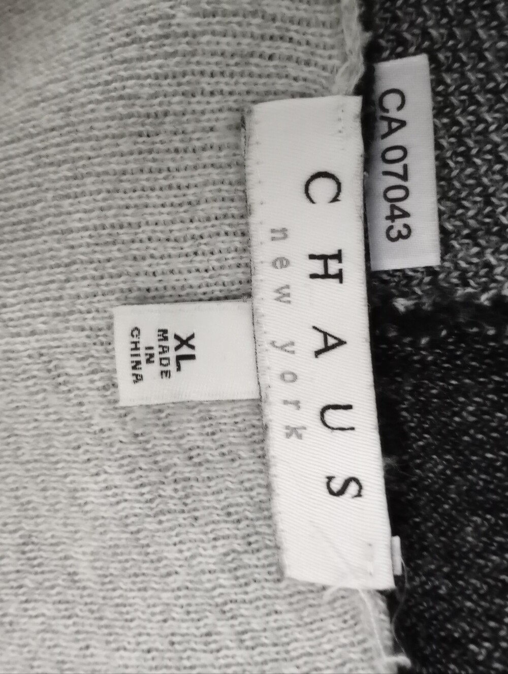 CHAUS Cardigan - Picture 3 of 3